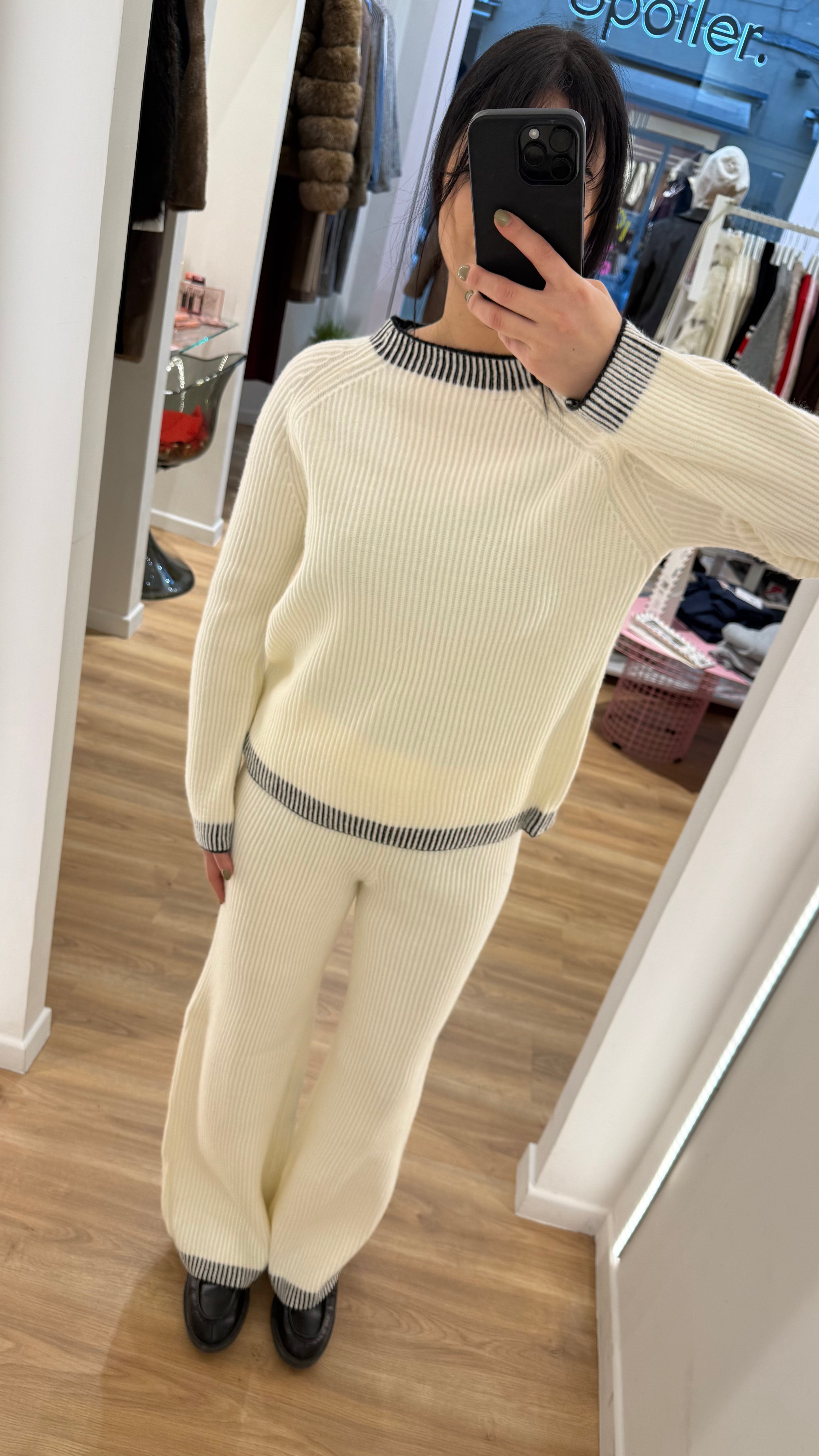 Completo in maglia Bianco