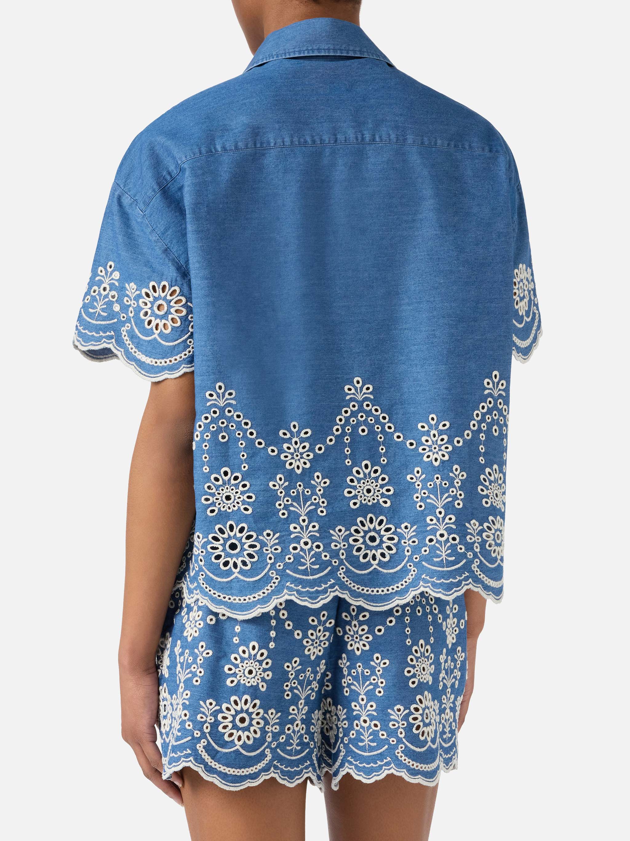 CLEMENTINE - CHAMBRAY M MORRIS FLOWER 10 EMB