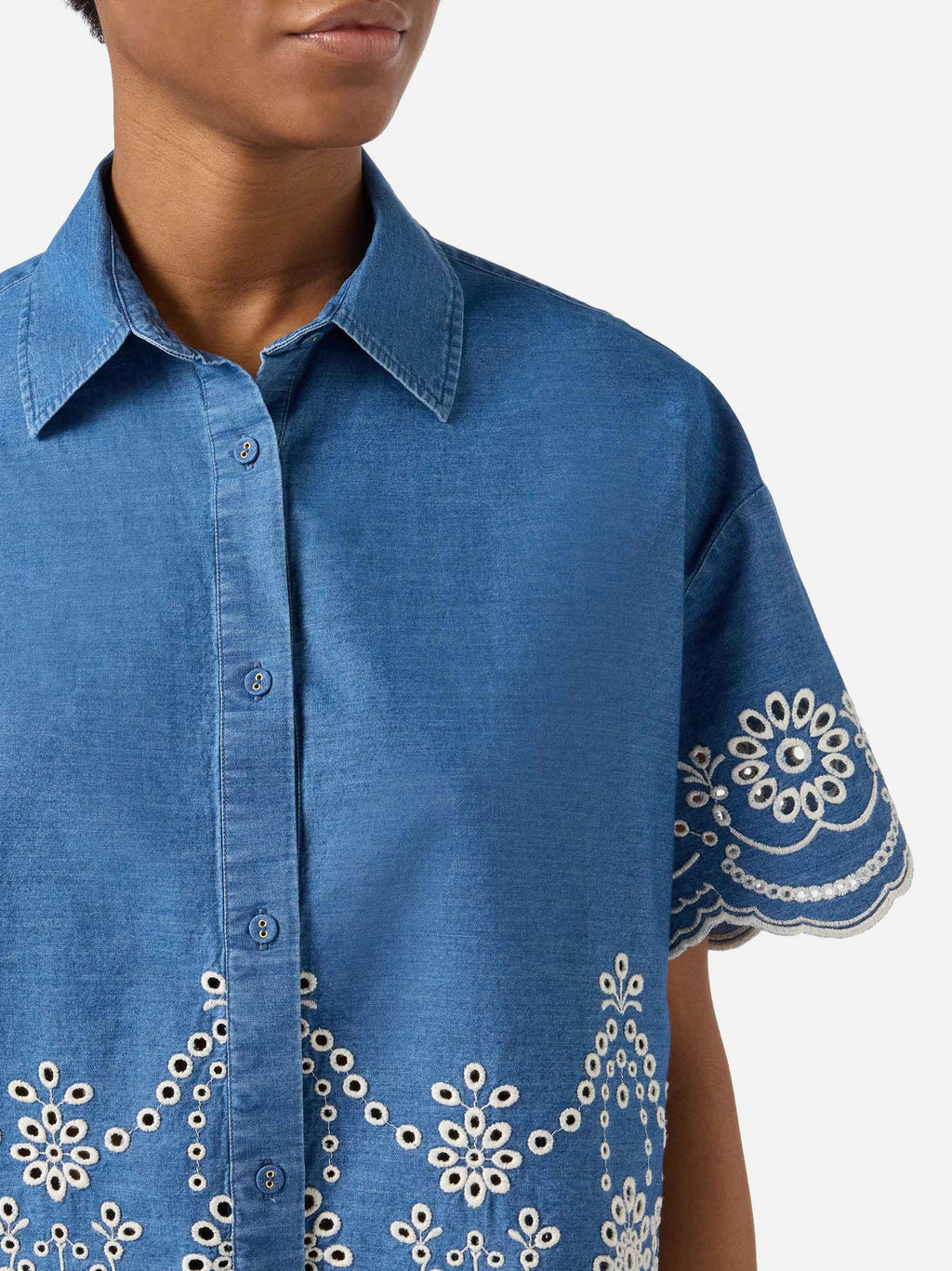 CLEMENTINE - CHAMBRAY M MORRIS FLOWER 10 EMB