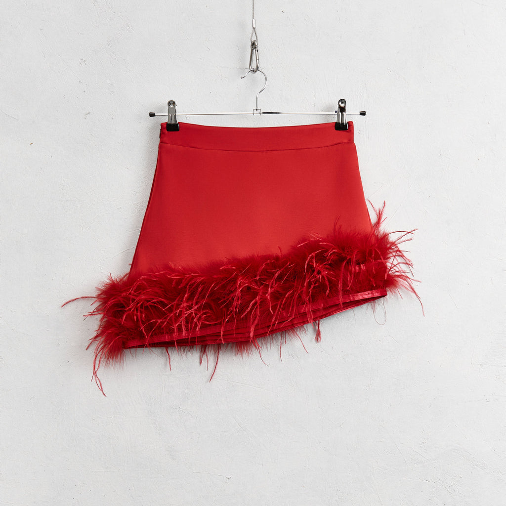 Gonna piume rosso